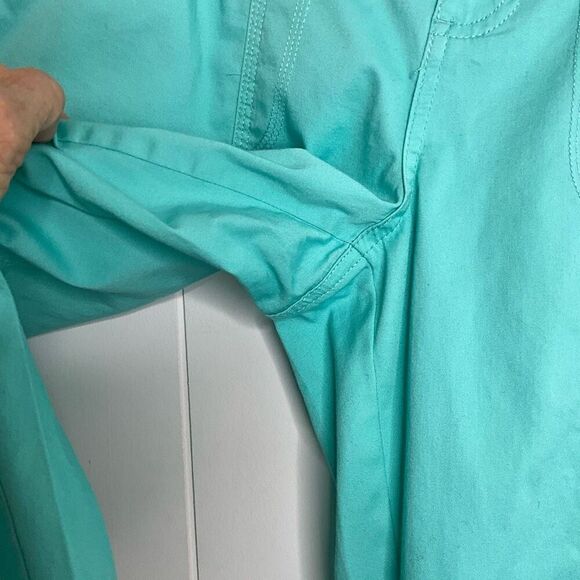 Style & Co Womens Size 8 Capri Pants Green Button Details Pockets Stretch - Picture 6 of 14